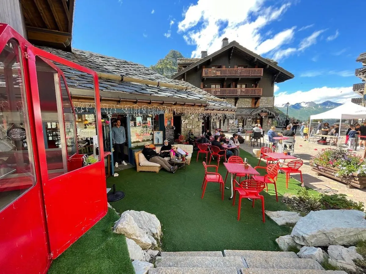 Arc 1950 - Appartement 2 Chambres - Ski-In & Out - Grande Terrasse Ensoleillee Les Arcs  法国